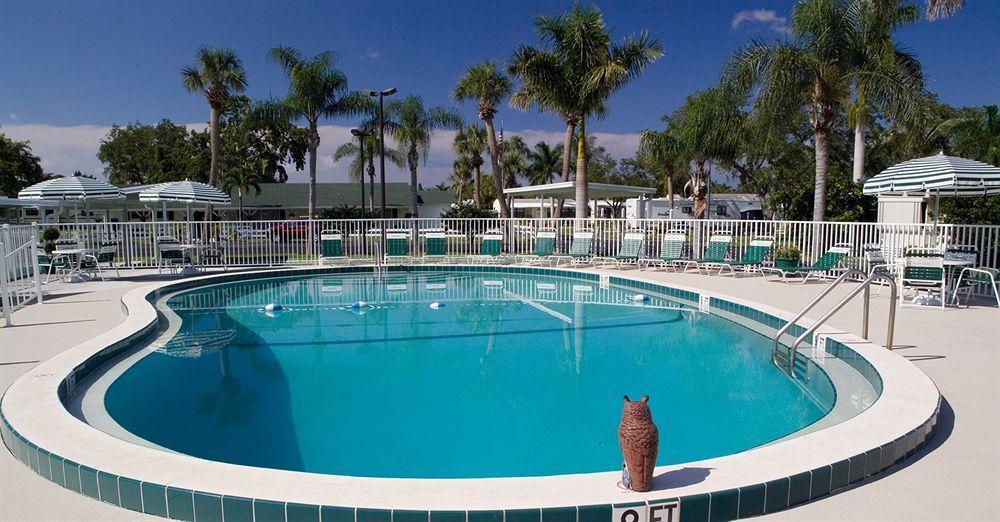 Groves Rv Resort Harlem Heights Exterior foto